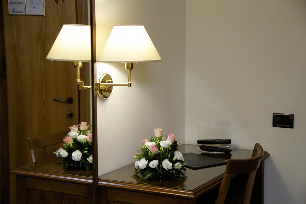 Campiglione Hotel Асизи Стая снимка
