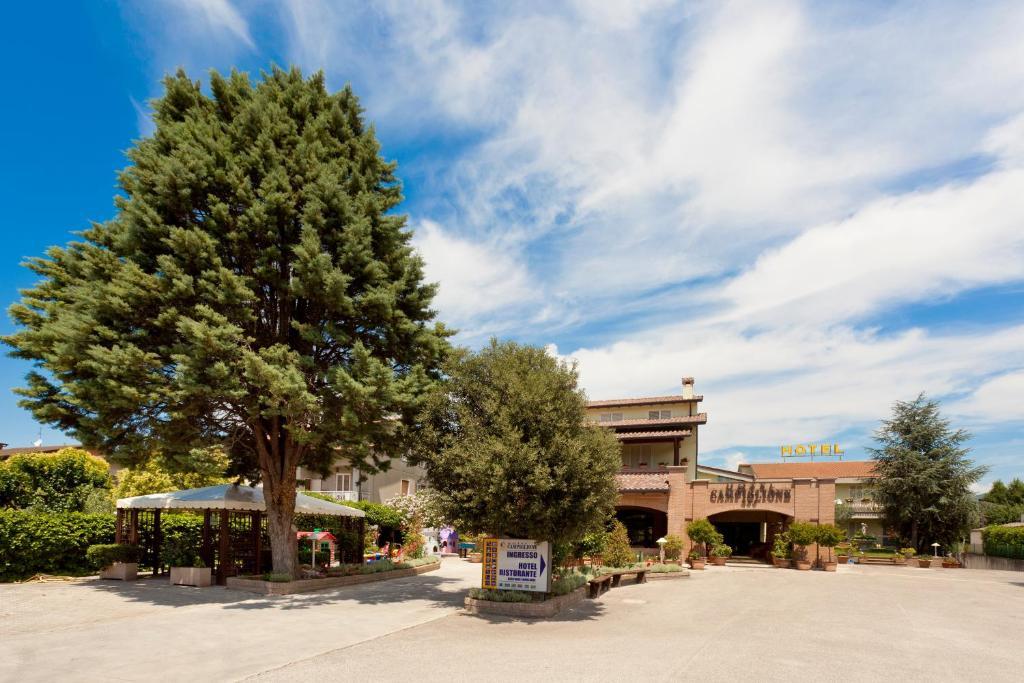 Campiglione Hotel Асизи Екстериор снимка