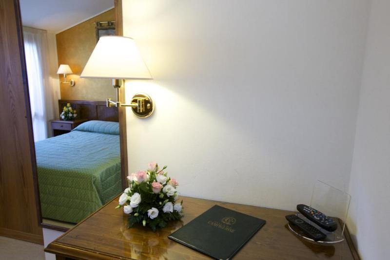 Campiglione Hotel Асизи Екстериор снимка