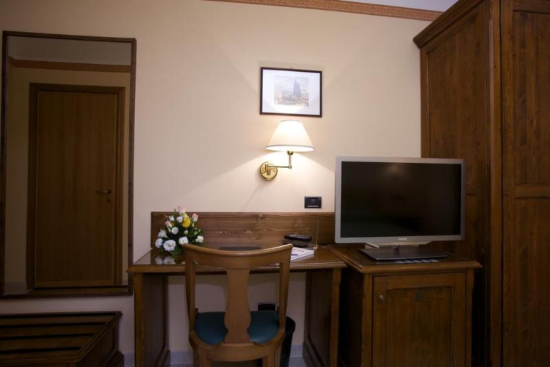 Campiglione Hotel Асизи Екстериор снимка